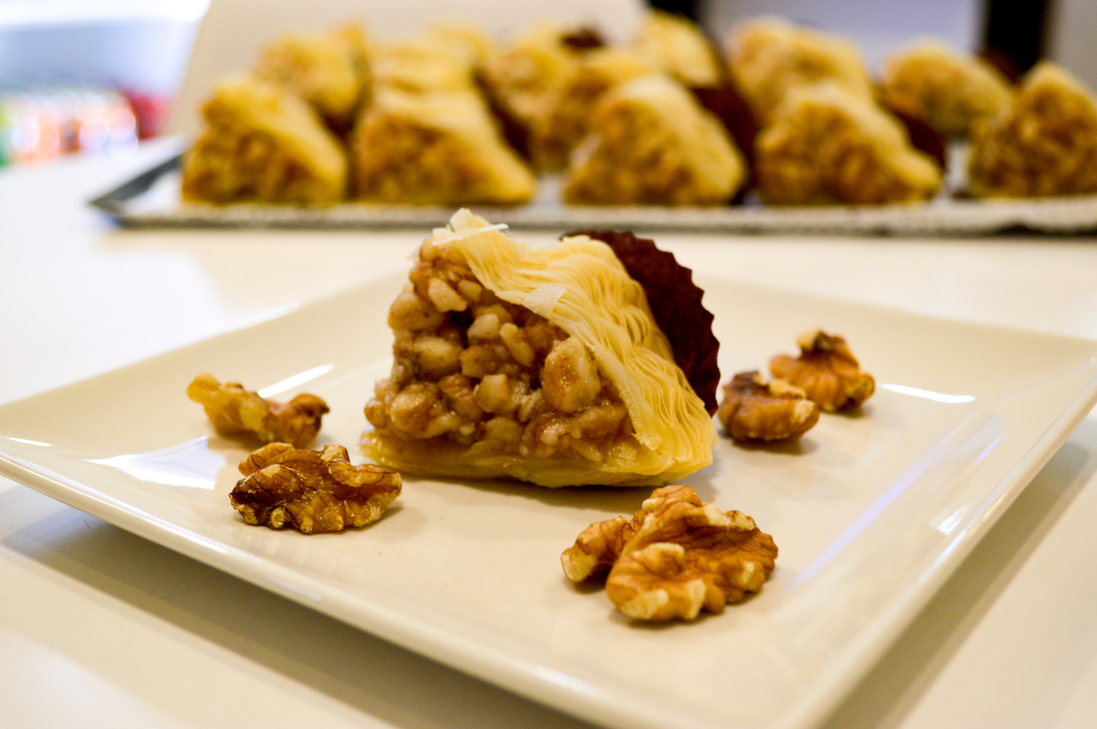 TRIANGULOS DE NUECES CON MIEL